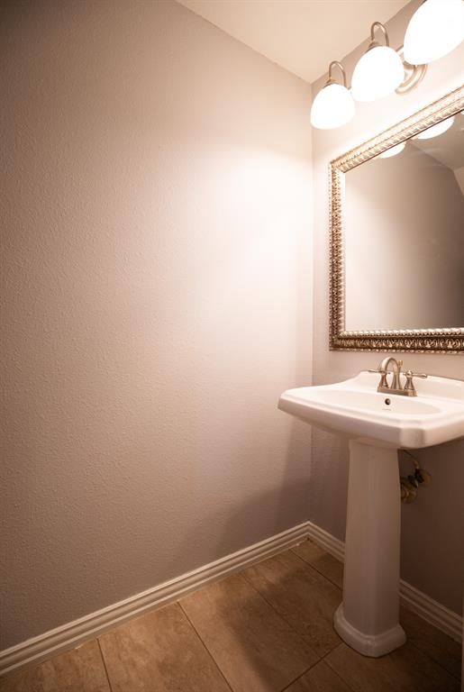 Wellington Of Flower Mound Ph - Residential Lease