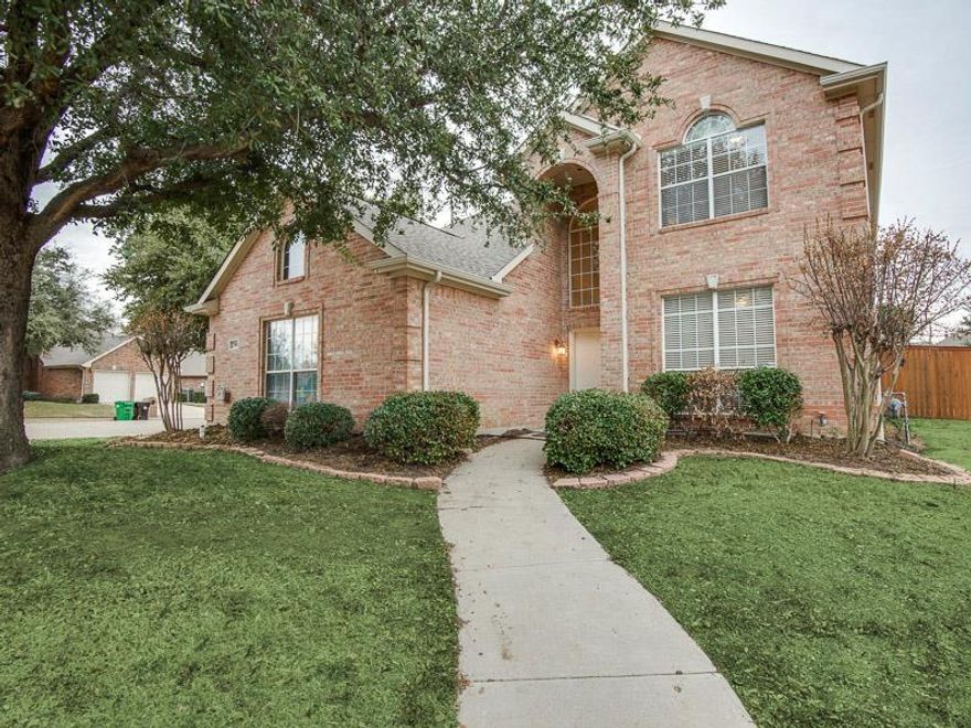 Highly desirable neighborhood with top notch schools. Beautiful Wellington home with updates. The entire home is scheduled to be repainted and updated with granite countertop, new backsplash & new kitchen sink. All carpet in the home has been replaced. Close to DFW Airport, restaurants & shopping.