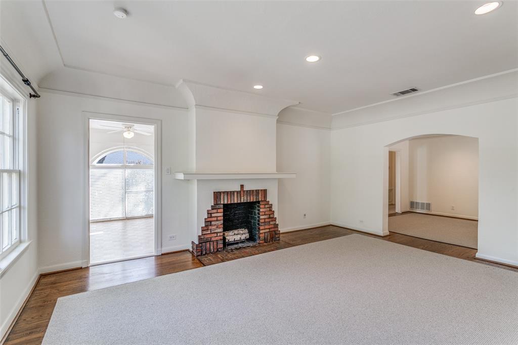 Preston Place 02 - Residential Lease