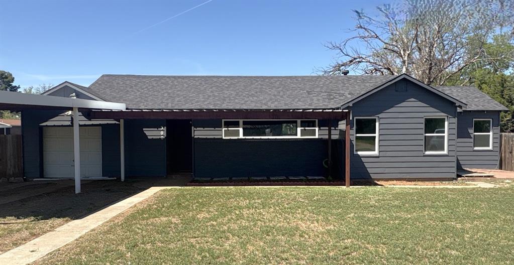 300 NE 2ND Street