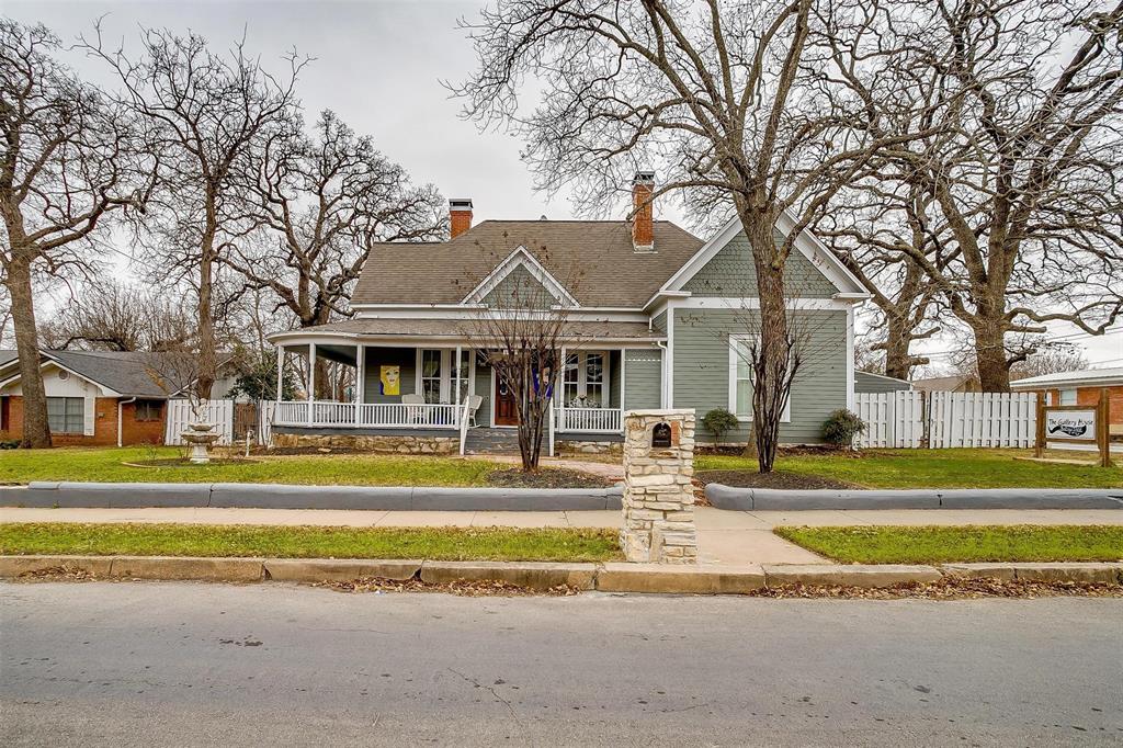 1092 W Tarleton Street