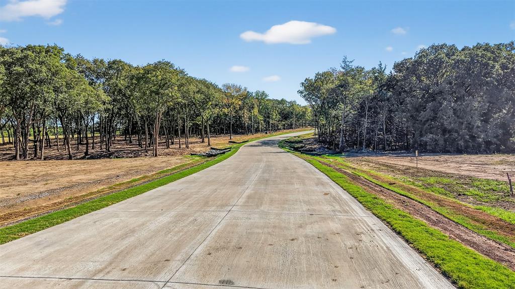 SPOUT SPRINGS - Land