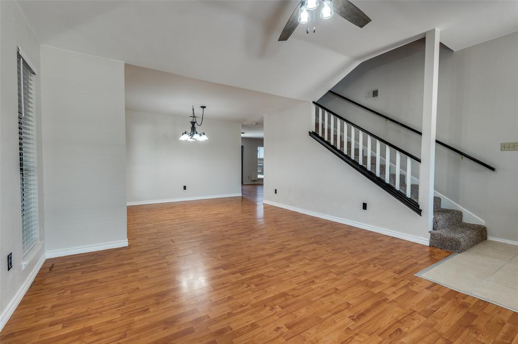 1453 Thistlewood Lane