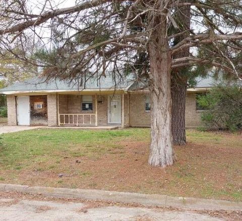 A home in Commerce