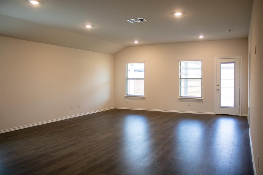 1106 Basswood Lane