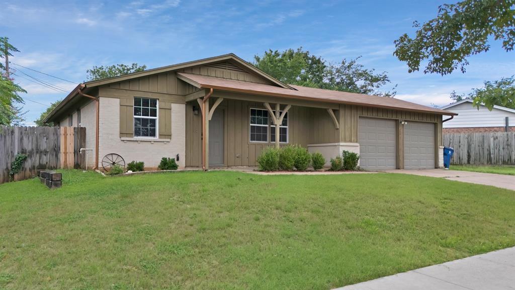 824 E Prairie View Road