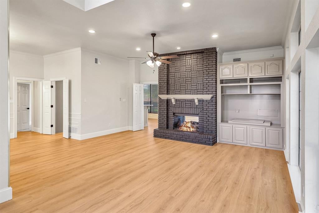 2912 Bluffview Drive
