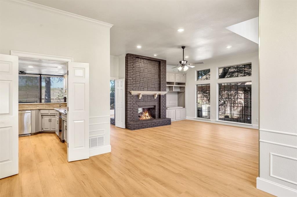 2912 Bluffview Drive