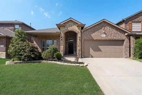 Photo of 2401 Windhaven Drive, Denton, TX 76210 (MLS # 21251763)