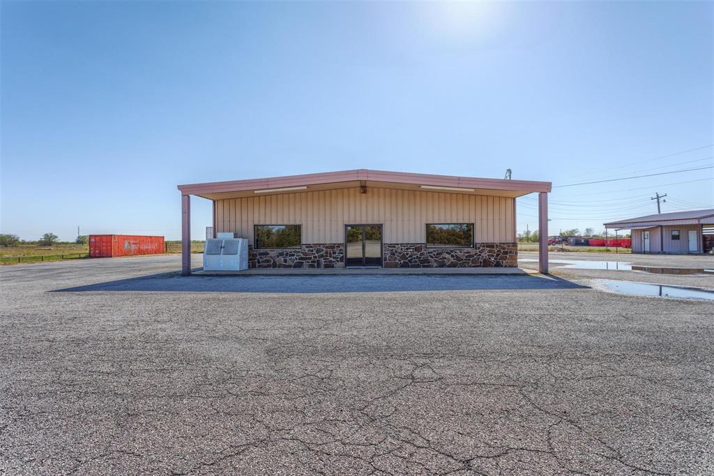 None - Commercial Lease