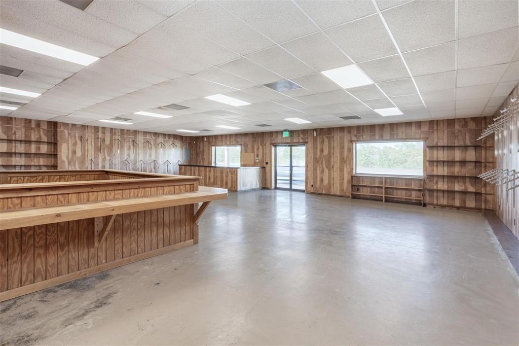 None - Commercial Lease