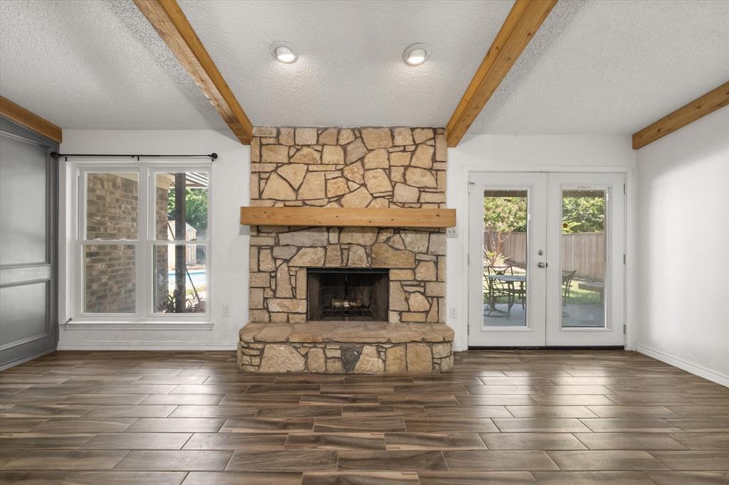 4711 N Prairieview Court