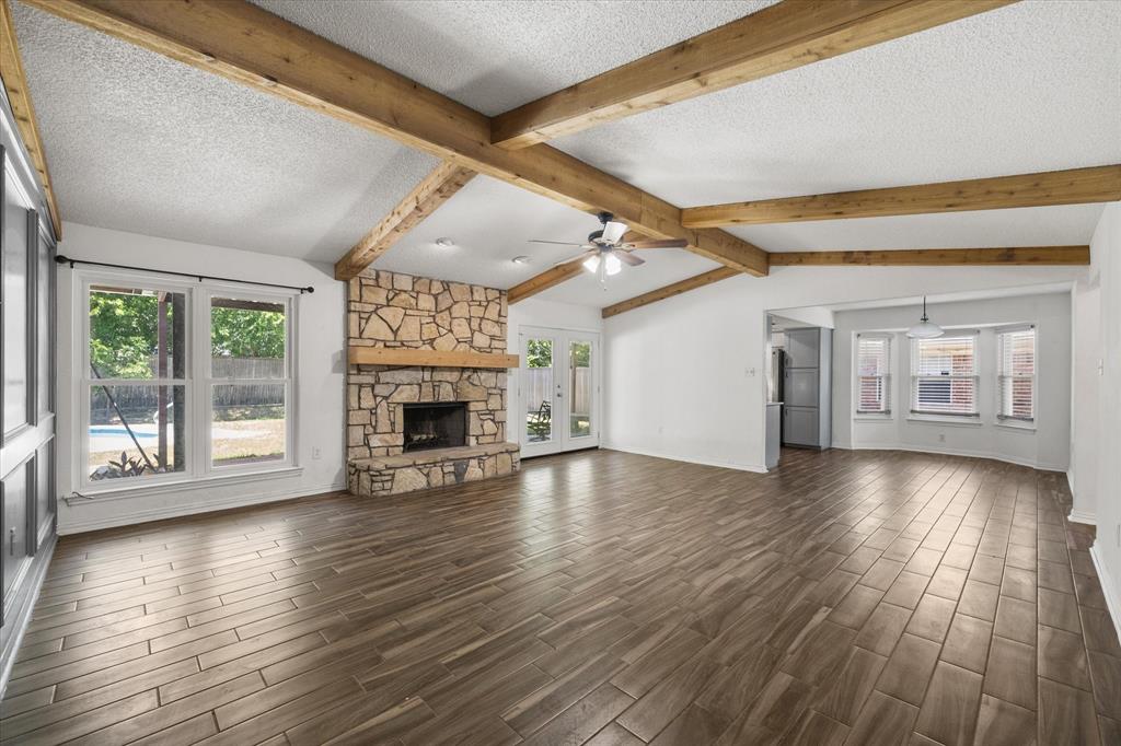 4711 N Prairieview Court