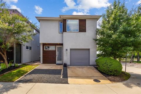 Photo of 1011 Gallivant Lane, Dallas, TX 75218 (MLS # 21286349)