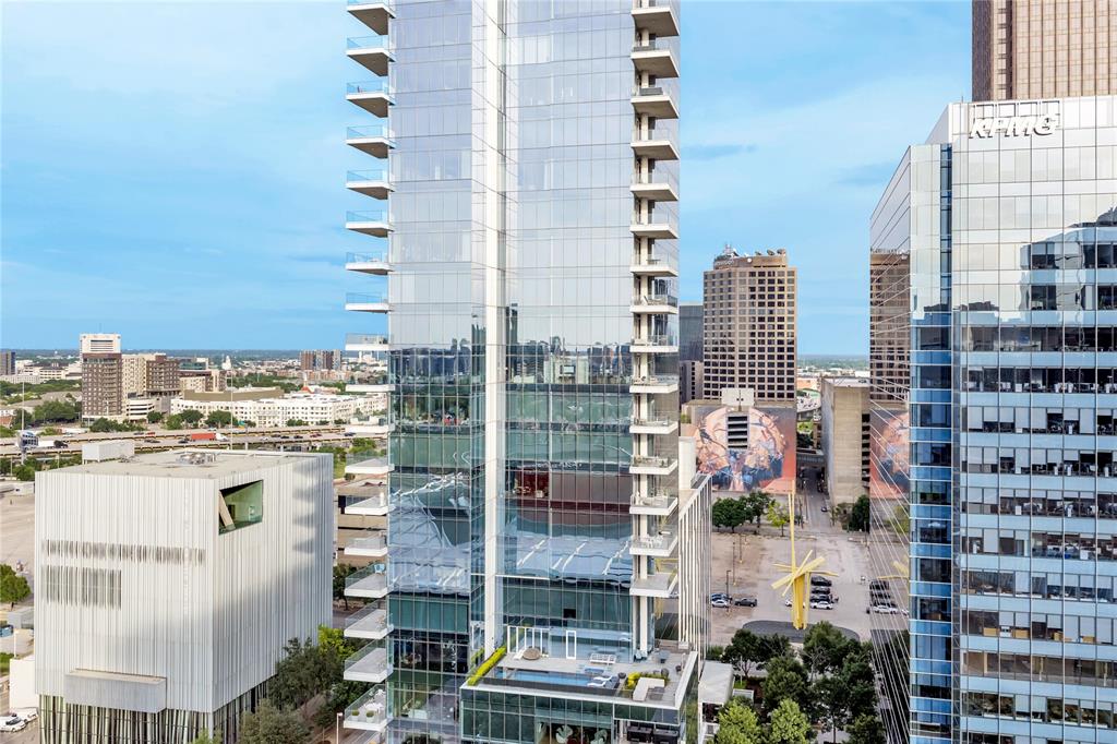 Arts Residences - Residential