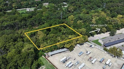8000 Valley Glen Drive Dallas TX 75228