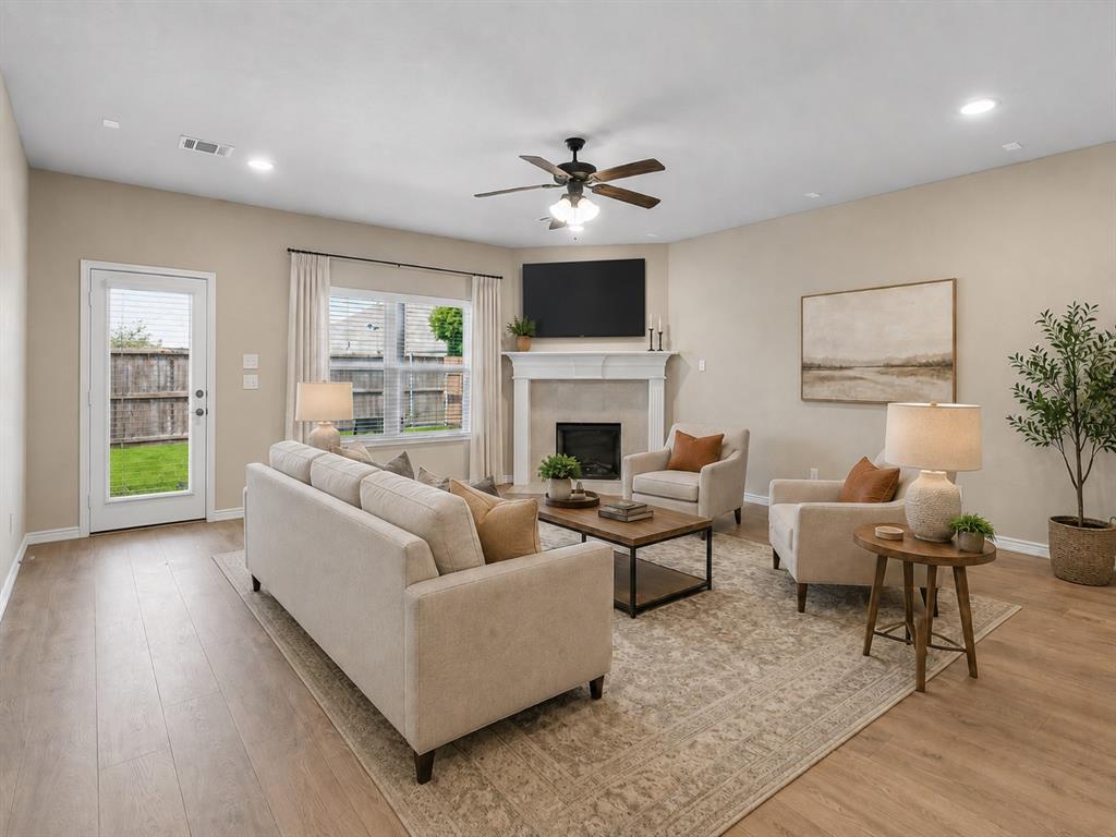 1916 Megan Creek Drive