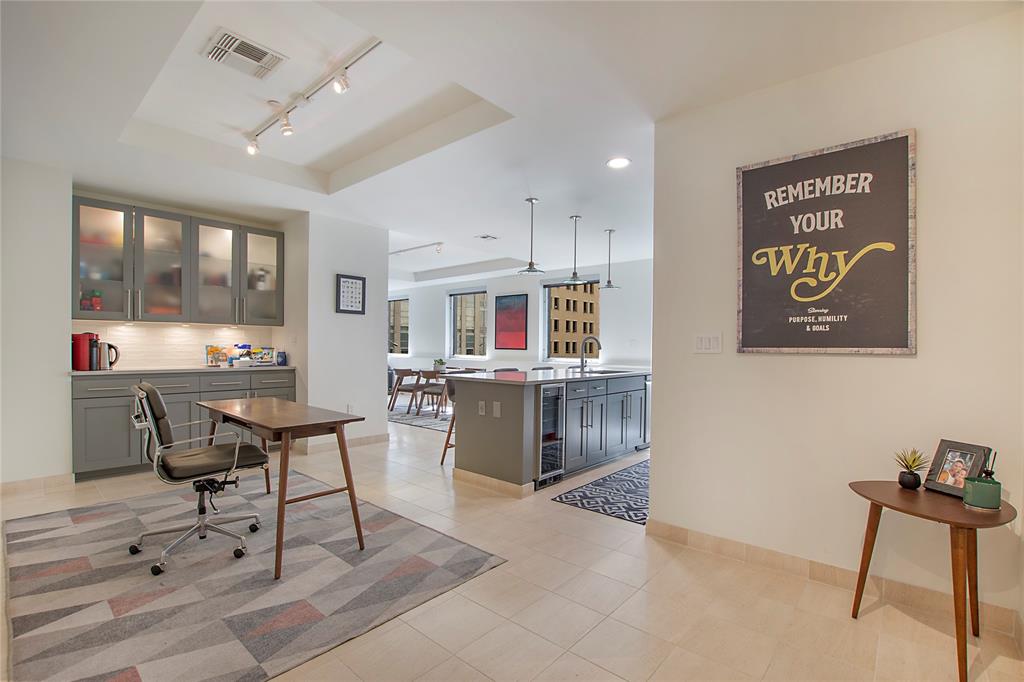 1505 Elm Street 303
