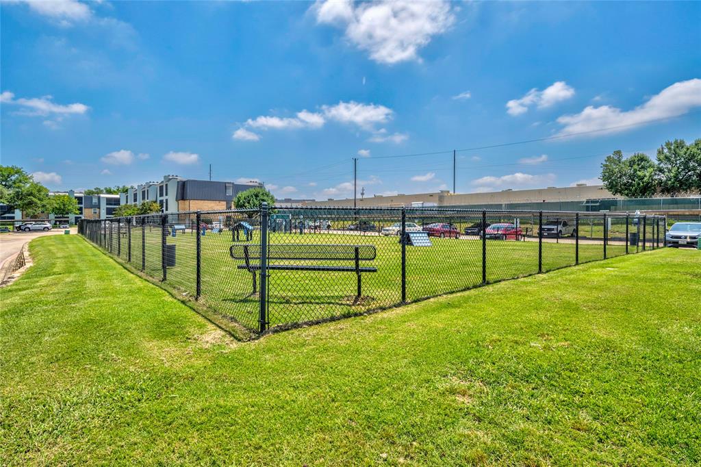 Cambridge Condos Ph 01 03 - Residential