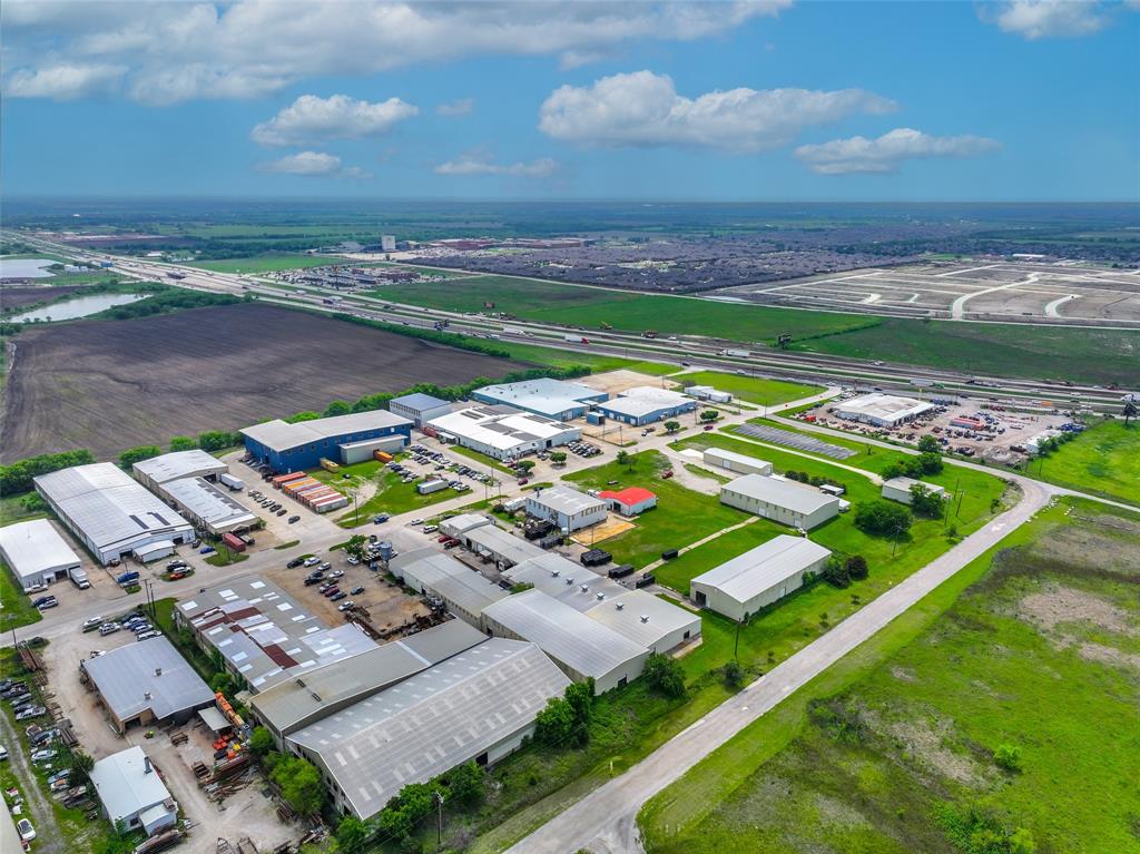 1121 Industrial Drive