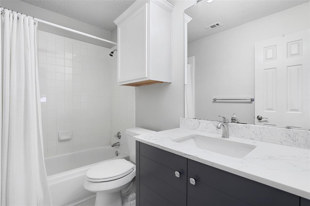 Hickory Street Village Ph IV - Residential