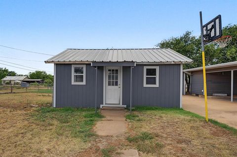 Tiny photo for 611 N Richard Avenue, Rotan, TX 79546 (MLS # 21341283)