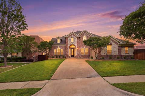 Photo of 3913 Tidal Drive, Carrollton, TX 75007 (MLS # 21298937)
