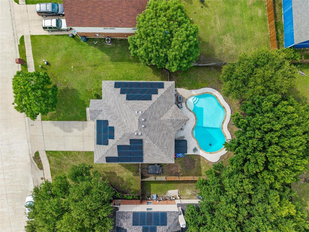 105 Vivian Drive