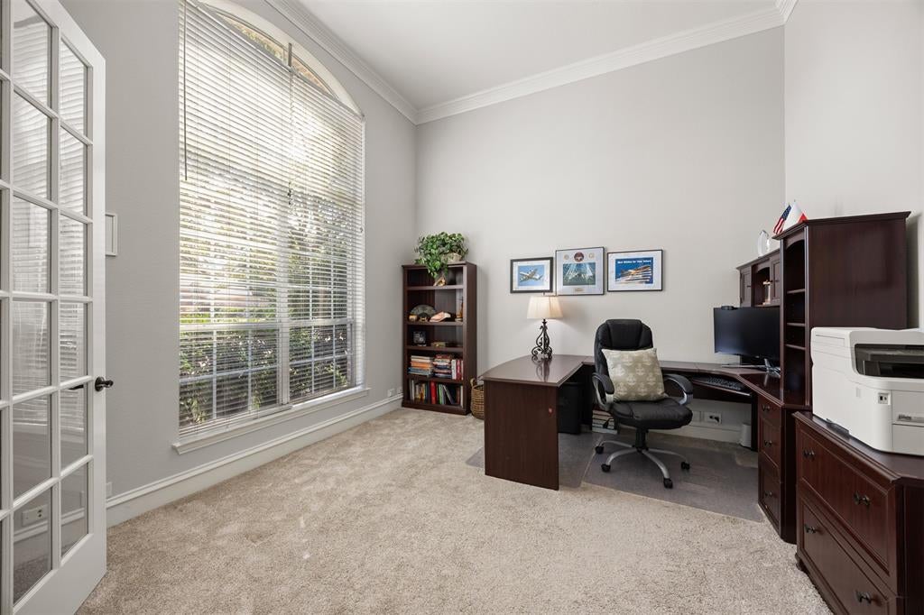 908 Woodhaven Drive