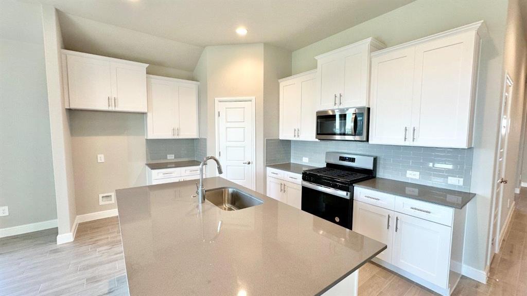 10620 ZIRCON Lane