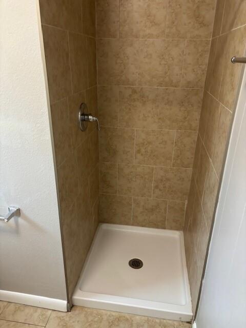 Casa Linda 1st Add - Residential Lease