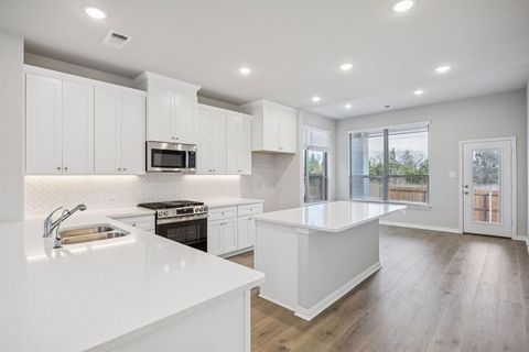 Tiny photo for 4005 Allred Drive, Heartland, TX 75114 (MLS # 21198294)