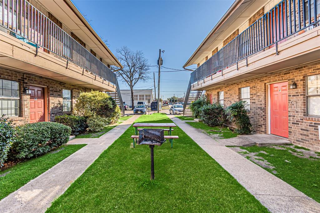 JOYCE & ALEXANDER - Residential Income