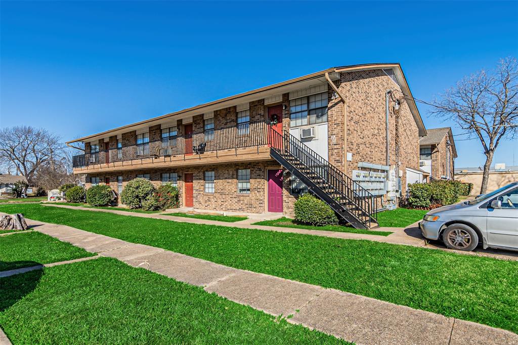 JOYCE & ALEXANDER - Residential Income