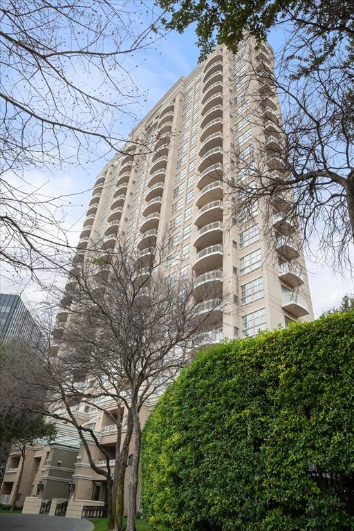 3225 Turtle Creek Boulevard 346