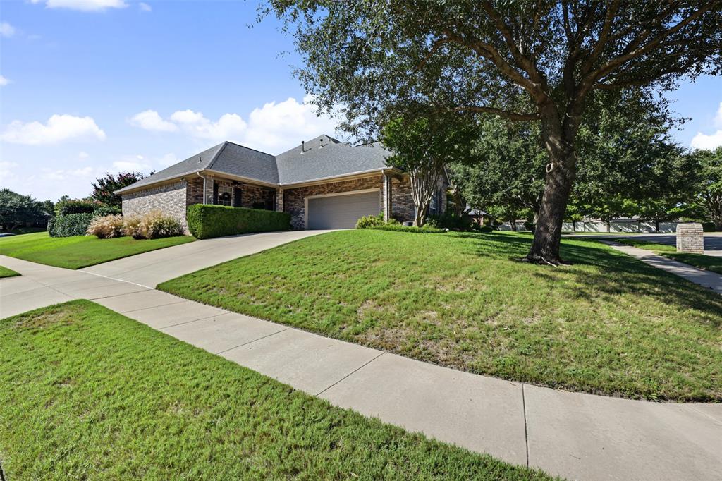 8955 Leslie Court