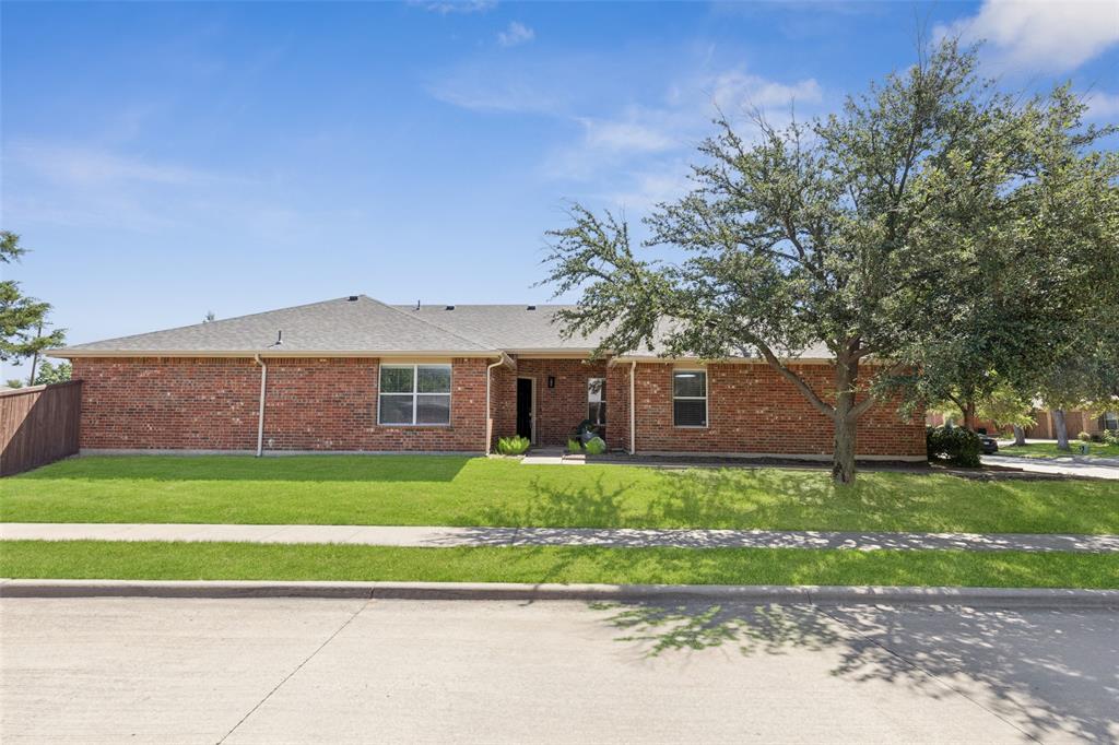 5953 Snow Creek Drive
