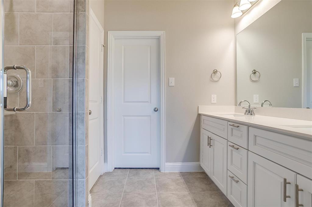 Gables At Ohio - Residential Lease