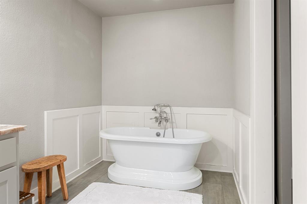 Throop F 1511 - Residential