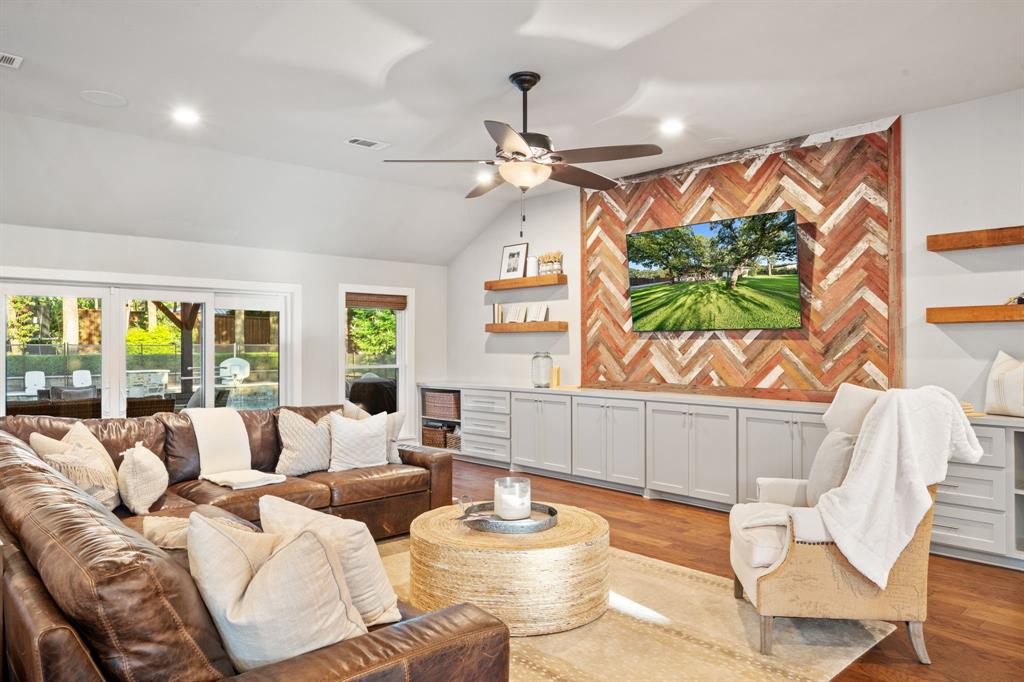 Throop F 1511 - Residential