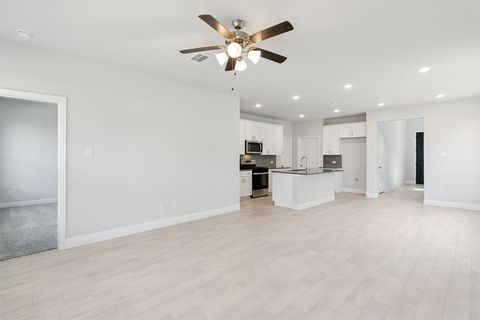 Tiny photo for 725 Rusty Spurs Place, Weston, TX 75009 (MLS # 21200950)