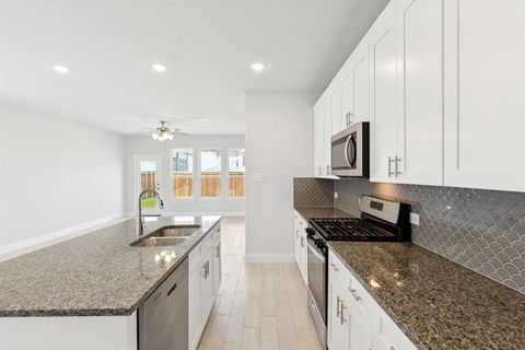 Tiny photo for 725 Rusty Spurs Place, Weston, TX 75009 (MLS # 21200950)