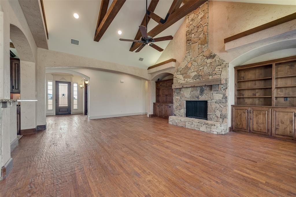 1088 SHADOW LAKES Drive