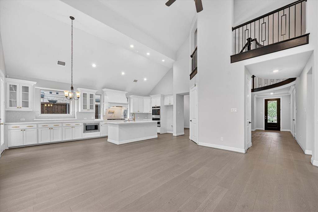 Lake Forest Ph Ia - Residential