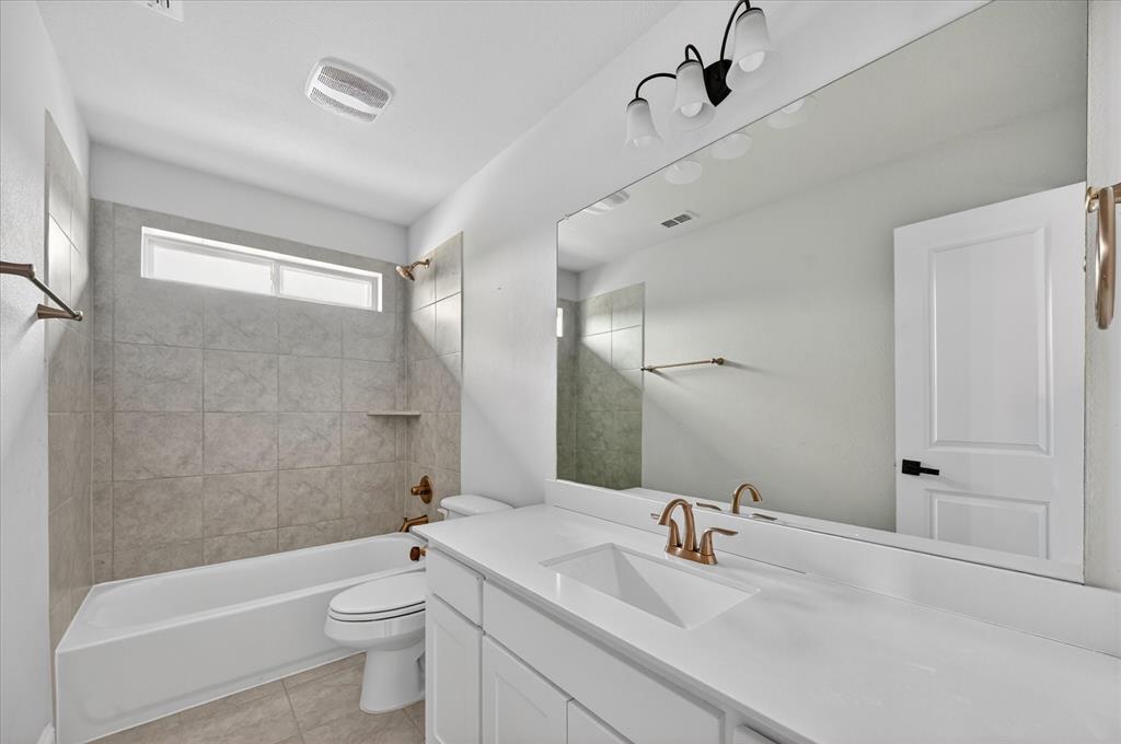 Lake Forest Ph Ia - Residential