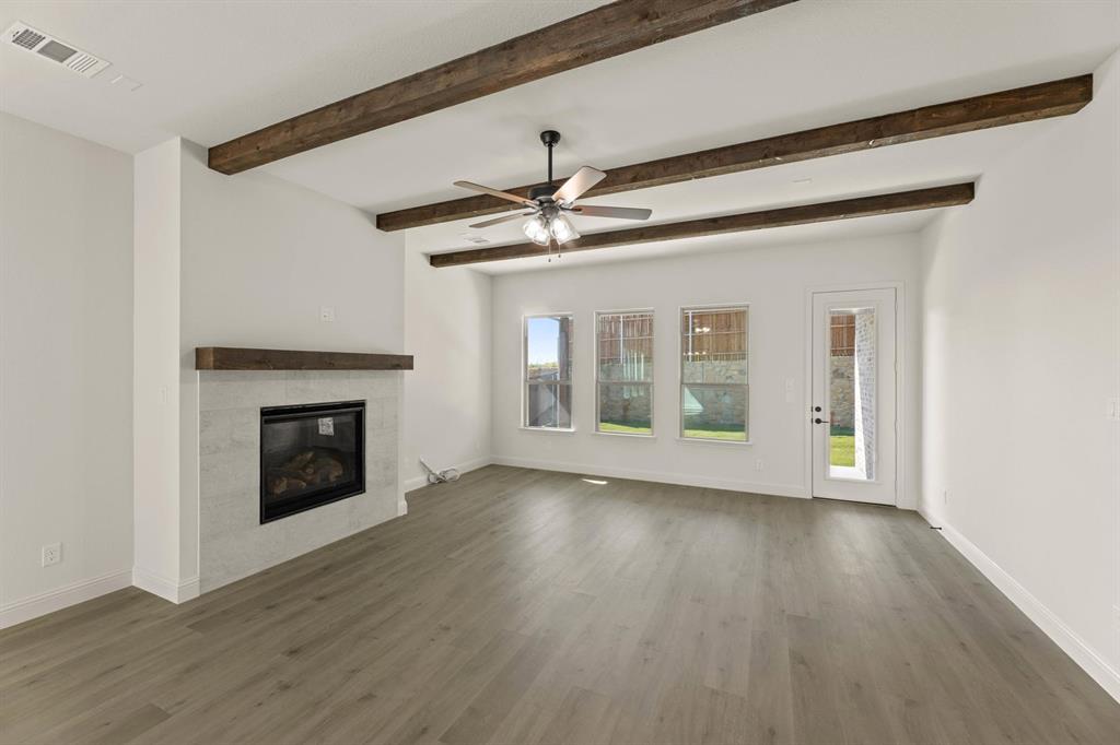 Country Lakes - Residential