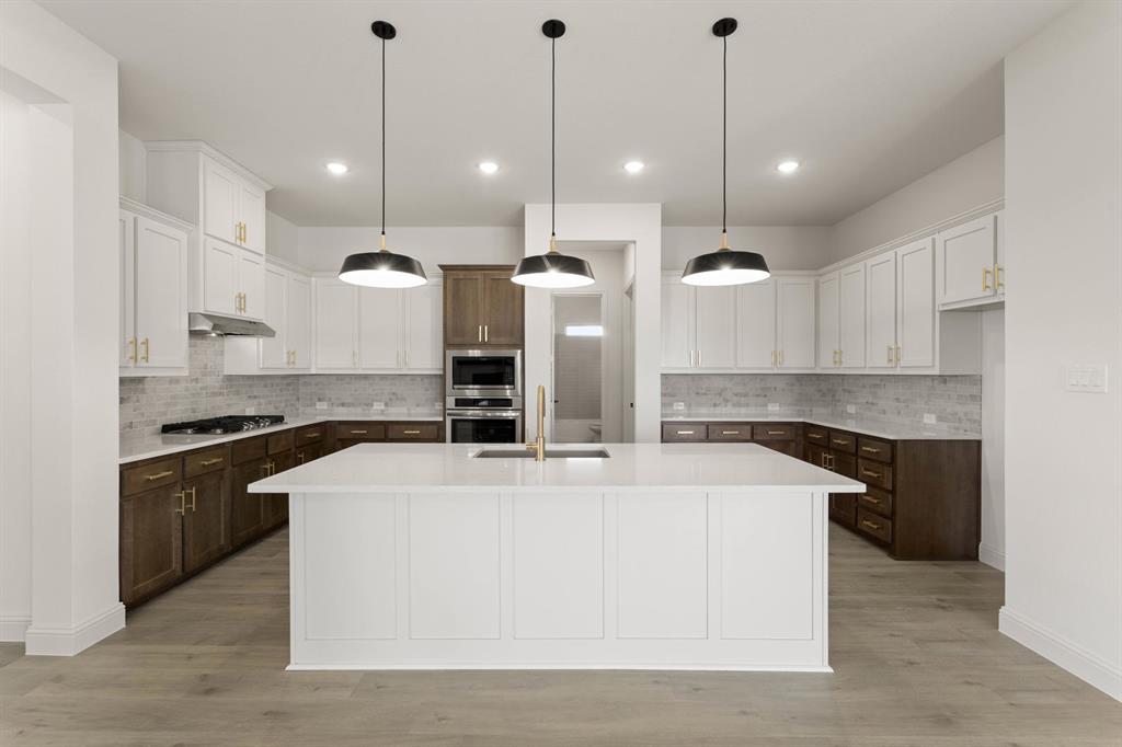 Country Lakes - Residential