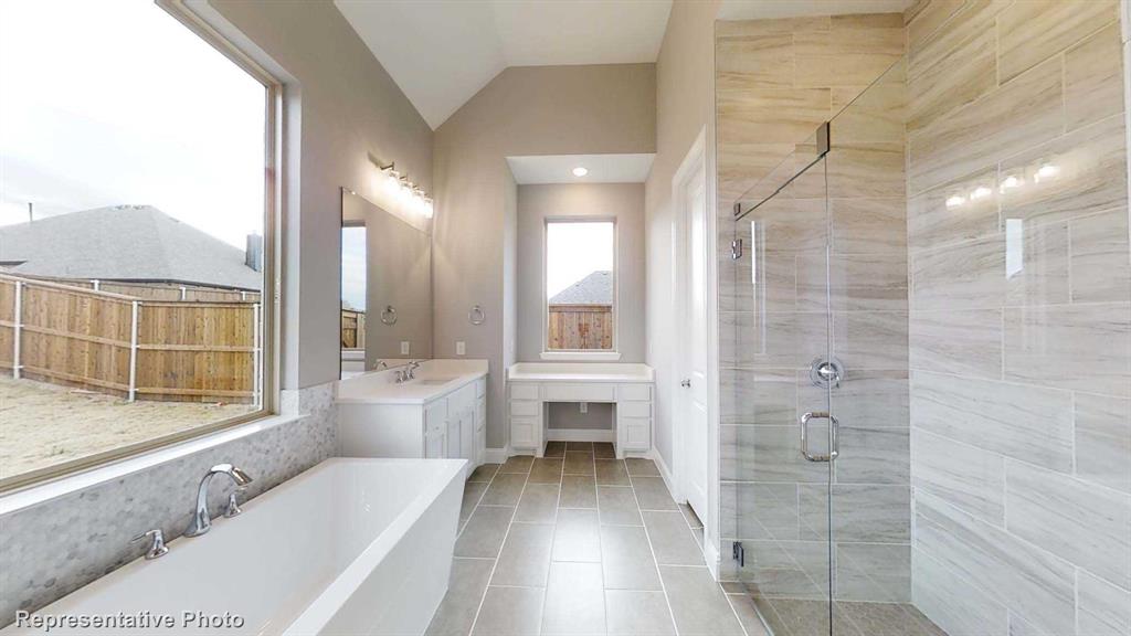 820 Shady Oaks Drive