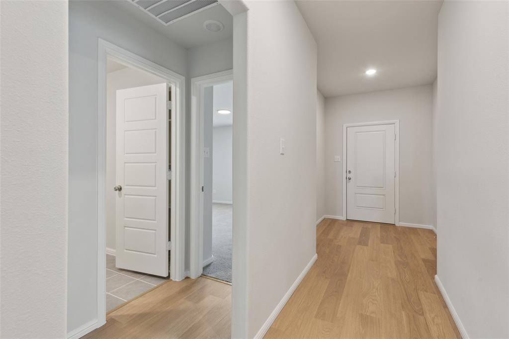 2475 Adenmore Lane
