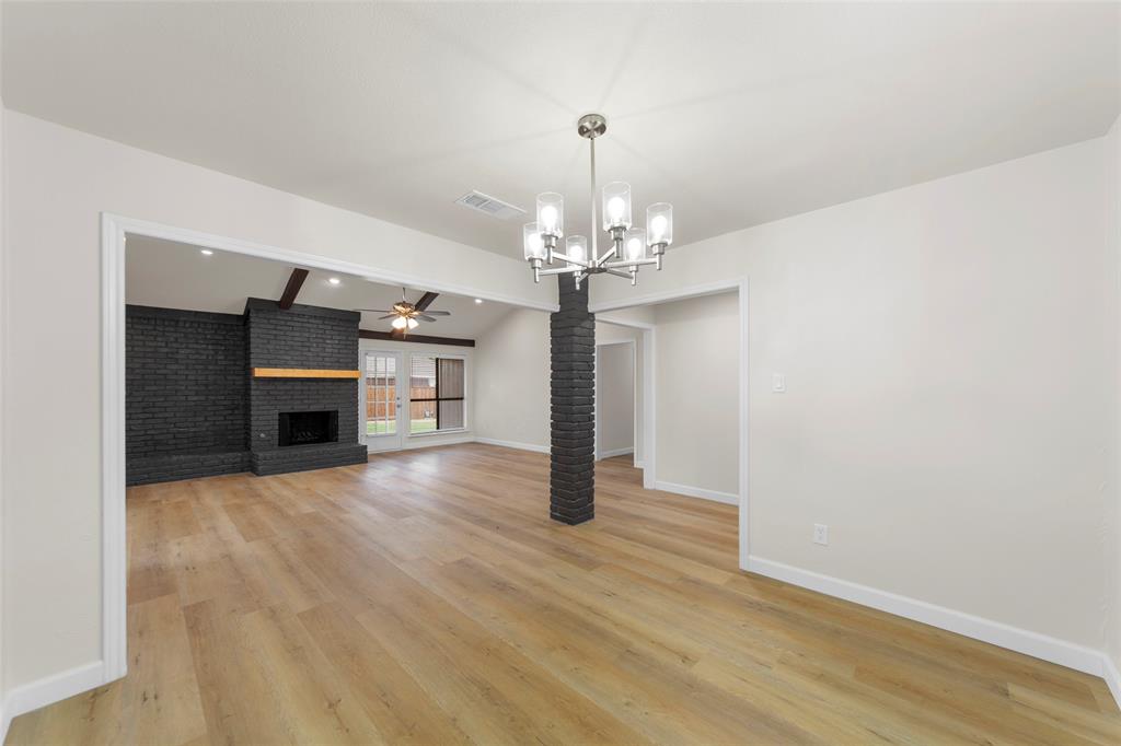 1721 Throwbridge Lane